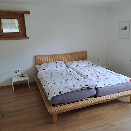 Gadenstatt Apartman *